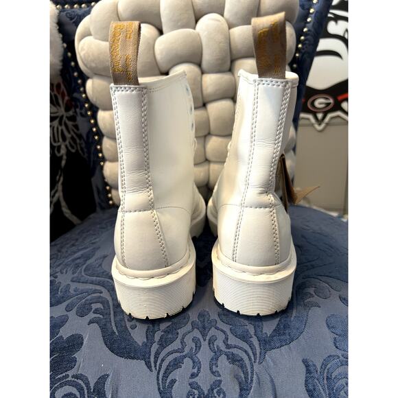 Dr Martens White Pascal Boots with White Soles Size 7/EU 38 - Picture 4 of 7